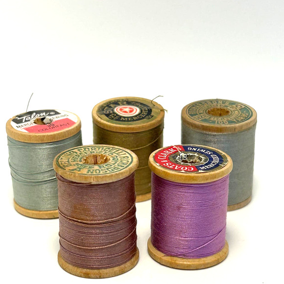 Vintage Thread On Wooden Spools Lot of 30 - Picture 3 of 9